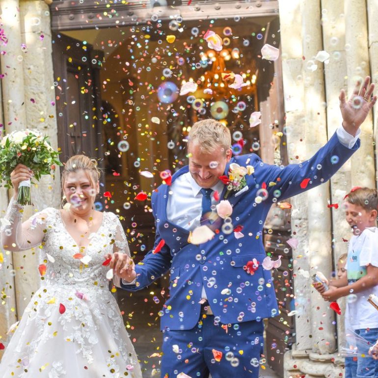 Poročna fotografija