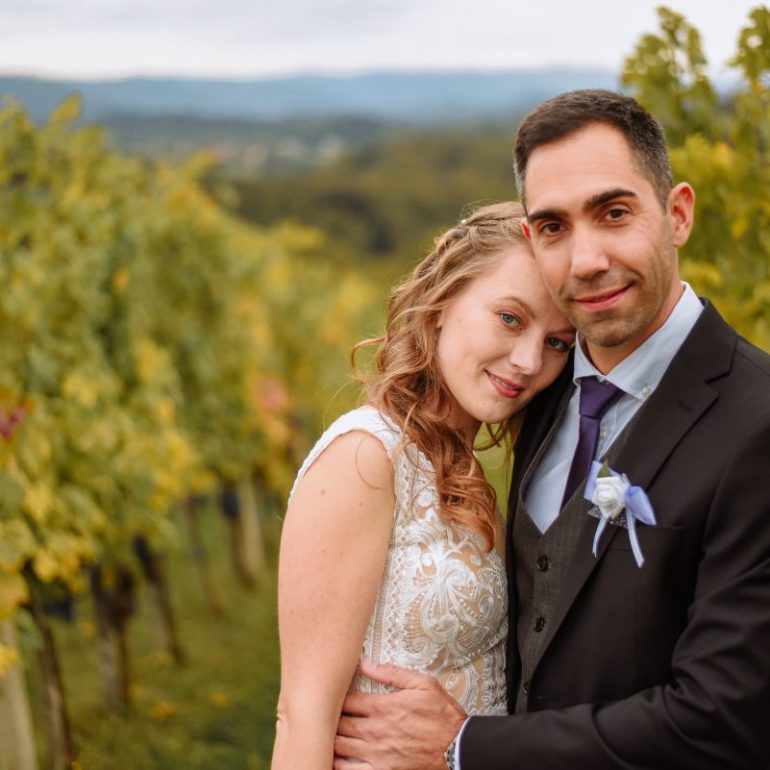 Poročna fotografija