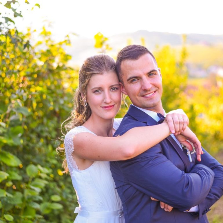 Poročna fotografija