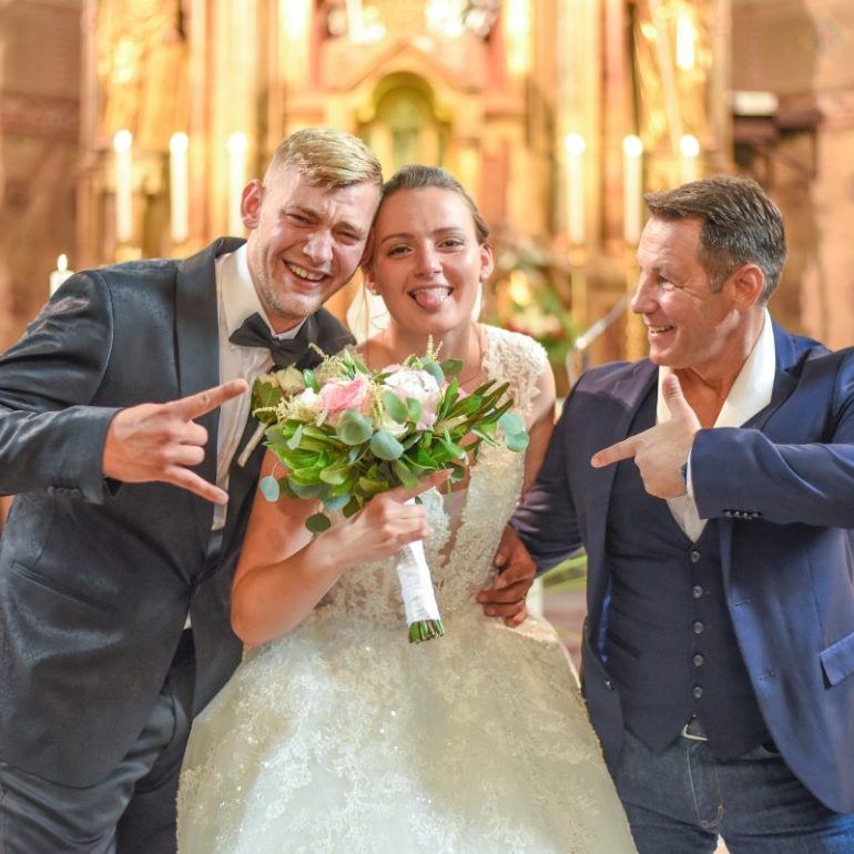 Poročna fotografija