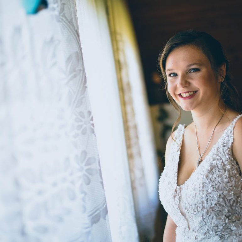 Poročna fotografija